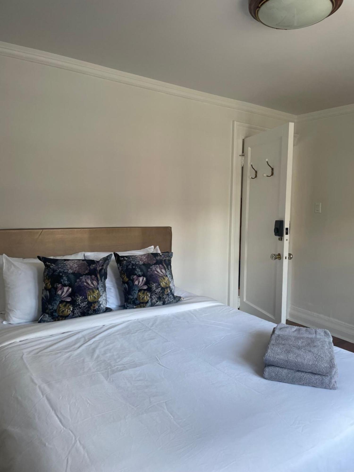 Ambassador B&B Ottawa Ngoại thất bức ảnh